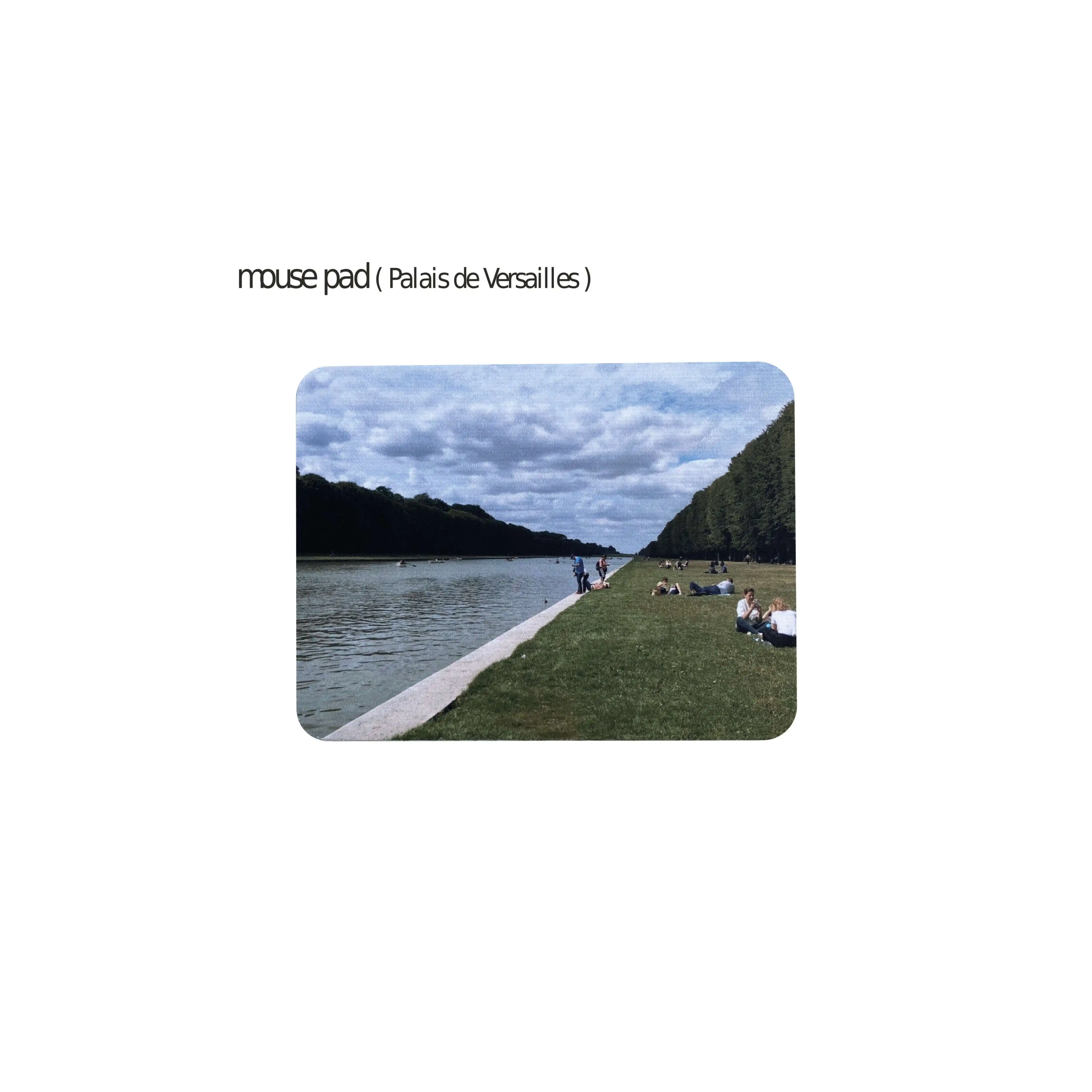 carousel-103451